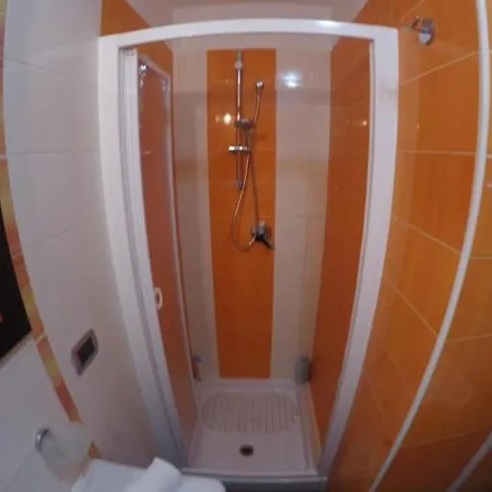 アパート Two Face